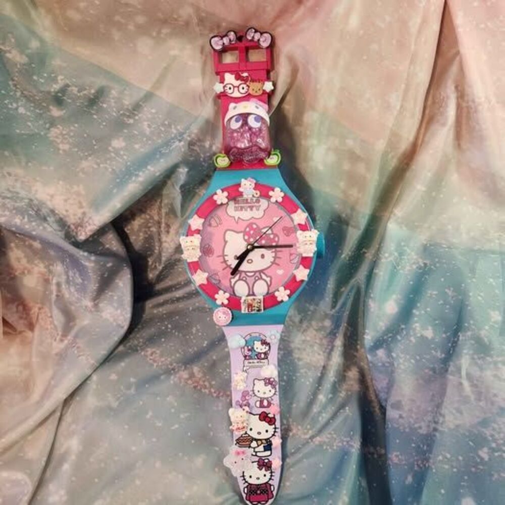 Hello Kitty Oversized Wall Clock